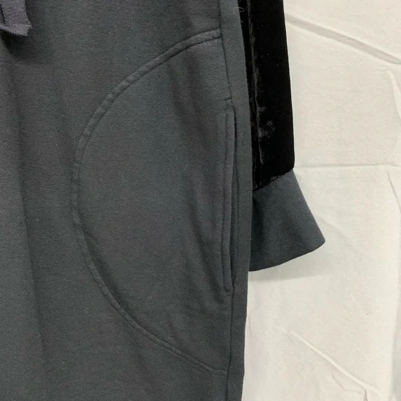 Anthropologie Velvet by Graham & Spencer - Picture 3 of 10